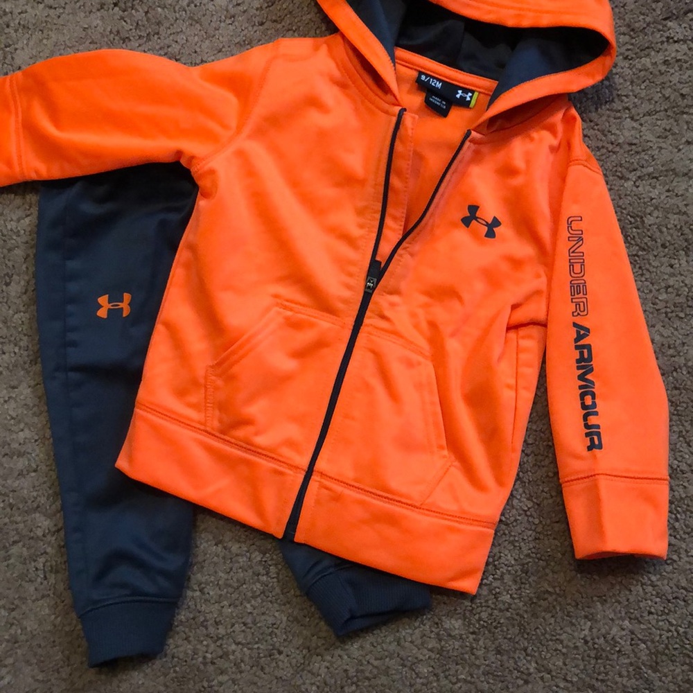 Under Armour Hoodie & Pant Set